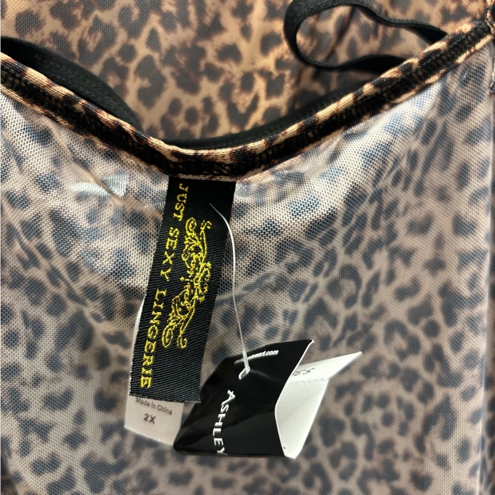 Ashley By 26 International Animal Print Chemise - Picture 8 of 11